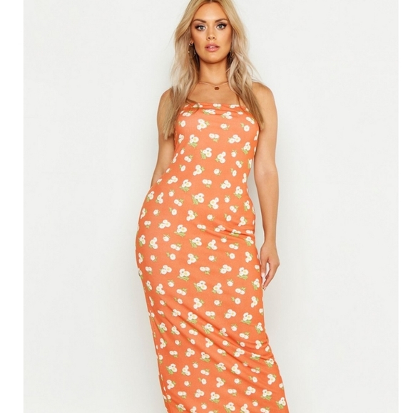 Boohoo Plus Dresses & Skirts - Strapless bodycon dress